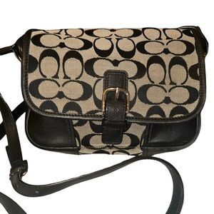 COACH Hadley Signature & Black Leather Crossbody Bag F30601